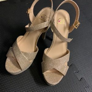 Gold Sparkled Heels